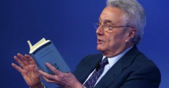 Copertina di Arbasino lo ami o lo detesti. Ma se lo ami, viaggi con lui ovunque