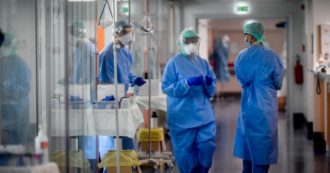 Copertina di Il tracollo del Ssn: meno ospedali, posti letto dimezzati in trent’anni