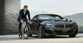 Copertina di Bmw, non solo auto. Ecco la nuova bicicletta dal cuore italiano 3T FOR BMW