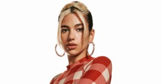 Copertina di Dua Lipa, uno sguardo alle donne e uno alla disco