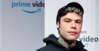 Copertina di Fedez: “Codacons vuole bloccare le donazioni”