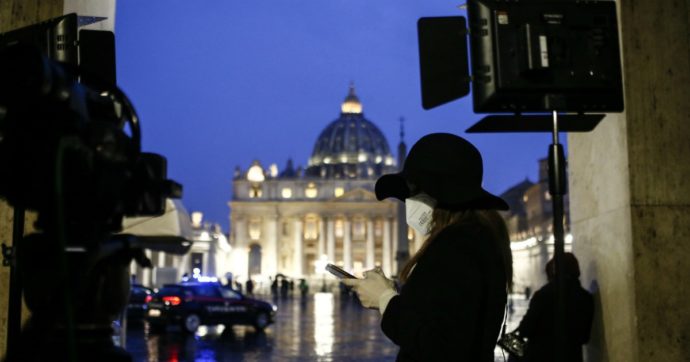 Vaticano, inchiesta sul palazzo di Londra: nel mirino la trattativa tra la Santa Sede e il broker arrestato per far uscire quest’ultimo dall’affare