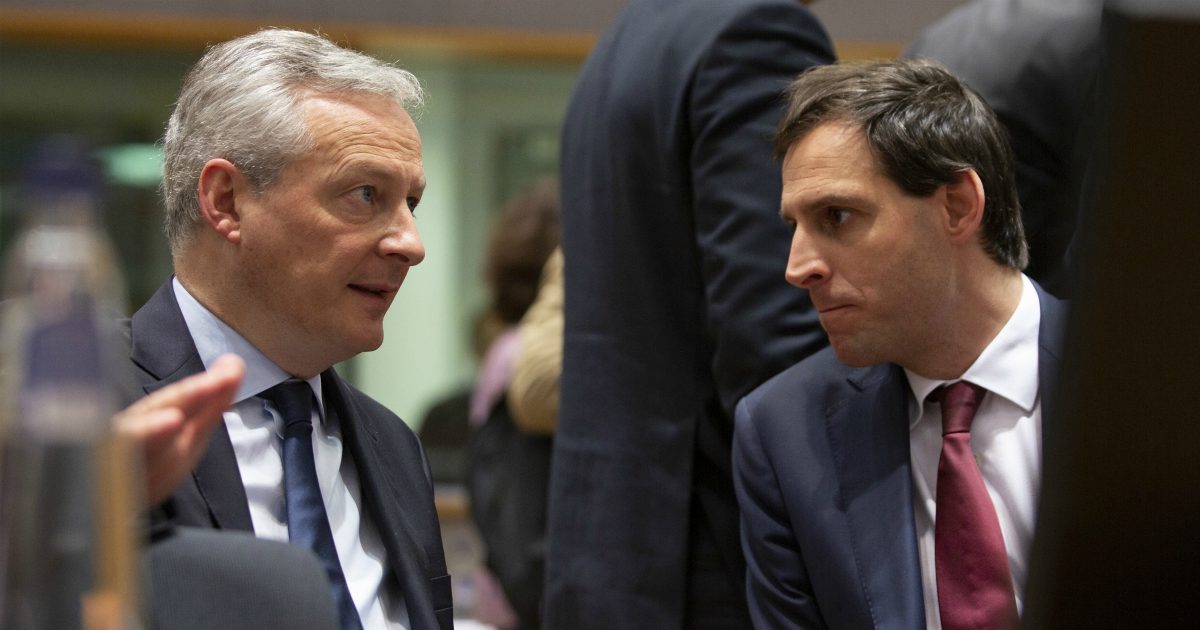 Coronavirus, ministro Finanze olandese: “No a coronabond. Mes? In passato ottimi risultati”. Von der Leyen: “Serve un Piano Marshall per l’Europa”. Bce: “Eurobond una tantum sono una possibilità”