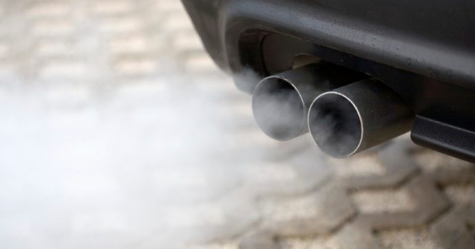 Euro 7, arrivano i nuovi standard sulle emissioni delle auto, in vigore dal 2025