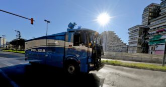 Copertina di Disperati, criminali e mafiosi: chi scommette sulla rivolta