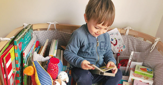In sala Benni parla con Omero e i gatti si fanno coraggio tra loro
