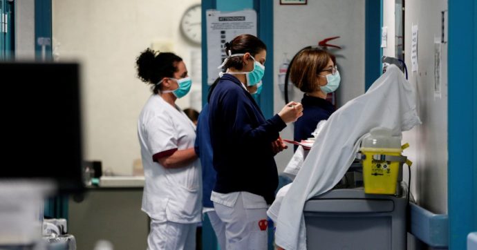 Specializzandi anti-Covid bloccati dai prof “baroni”