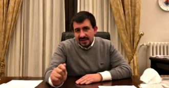 Coronavirus, sindaco di Gravina di Puglia denuncia: “Furbetti che si vendono i buoni da 100 euro a 70. Ve lo dico, vi mando in galera”