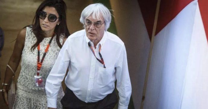 Bernie Ecclestone, l’ex bosso della Formula 1 papà a 89 anni: “Da quando sono in pensione ho avuto tempo per fare pratica” Bernie Ecclestone, l’ex bosso della Formula 1 papà a 89 anni: “Da quando sono in pensione ho avuto tempo per fare pratica”