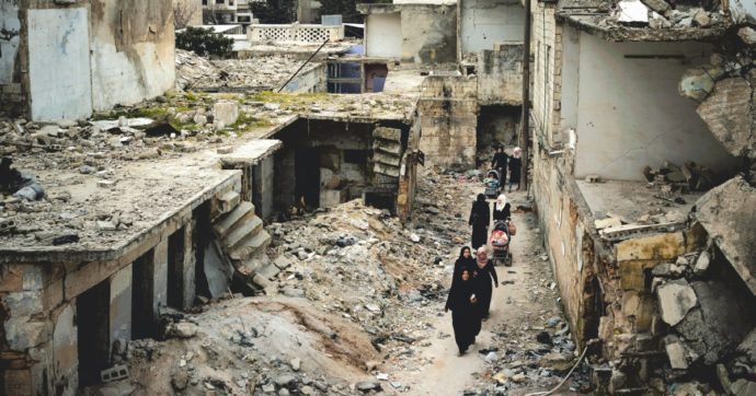 “Prima il regime, poi l’Isis: l’altra guerra è sulle donne”