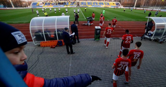 Stadi aperti in Bielorussia: “Il virus? Non esageriamo”