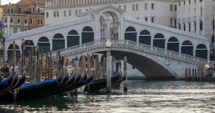 Venezia, due donne morte annegate nella laguna: erano a bordo di una motonave diretta al Lido