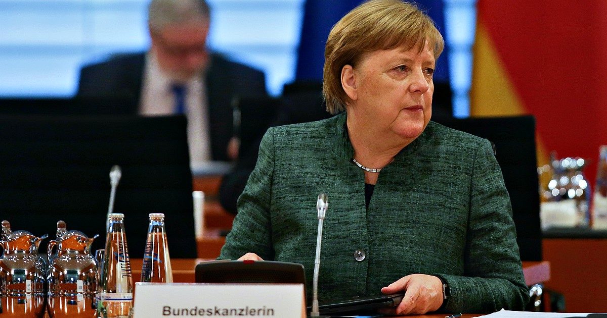 Coronavirus, Der Spiegel si schiera a favore degli Eurobond. Editoriale del direttore: “Il rifiuto tedesco è non solidale, gretto e vigliacco”