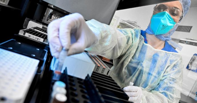 Coronavirus e analisi sierologica – La multinazionale “italiana” e il test dalle uova d’oro