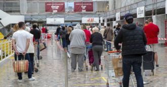 Copertina di Coronavirus, il paradosso della Svizzera: alti indici di contagio ma continua a giocare a Heidi