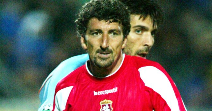 Covid – Dario Hubner, vita da bomber ‘senza rinunciare mai ai piccoli piaceri della vita’. Tra grappa, sigarette pre partita e tanta sincerità
