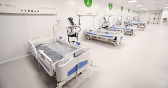 Ospedale Fiera Milano, il primario: “Lo chiuderemo a breve se le cose vanno avanti così”. Regione: “Decisione non ancora presa”