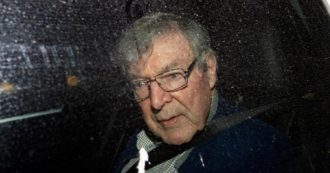 Copertina di Pell ancora nei guai, l’accusa: da prete abusò di un minore