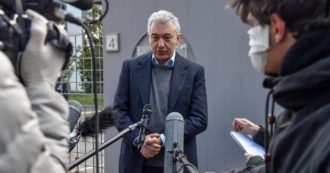 Copertina di Vaccino Covid, questo rimpallo di competenze e responsabilità è un meccanismo perverso