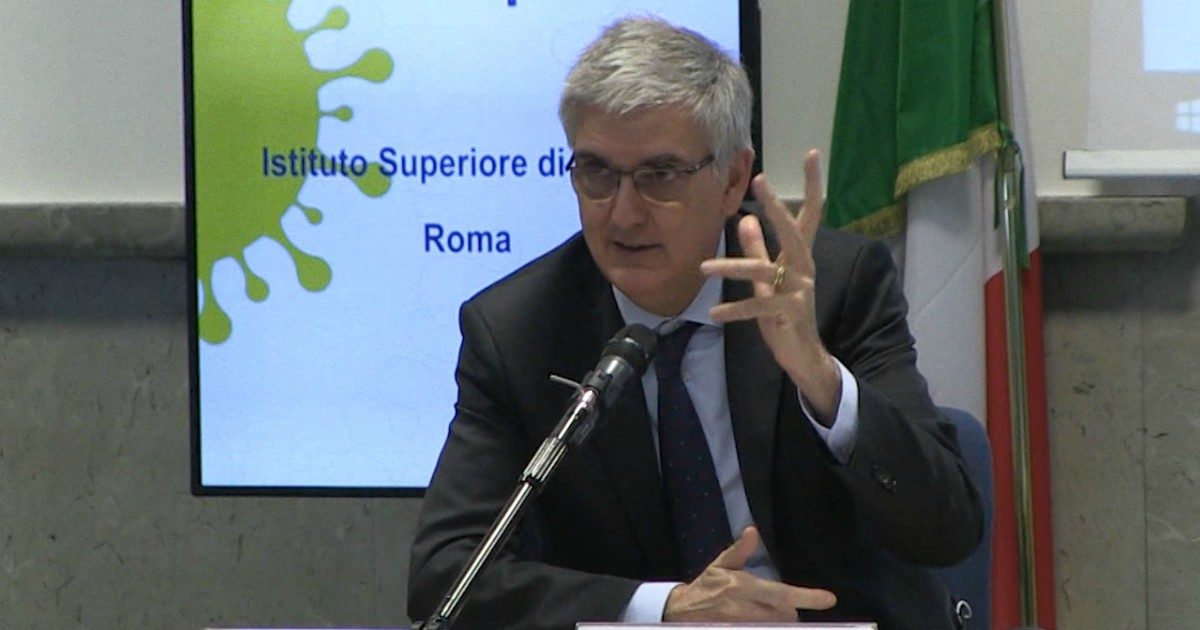 Coronavirus, Iss: “Nessuna situazione critica in Italia. Indice di trasmissibilità (Rt) sotto 1. Ma serve cautela negli spostamenti”. Speranza: “Dati incoraggianti”