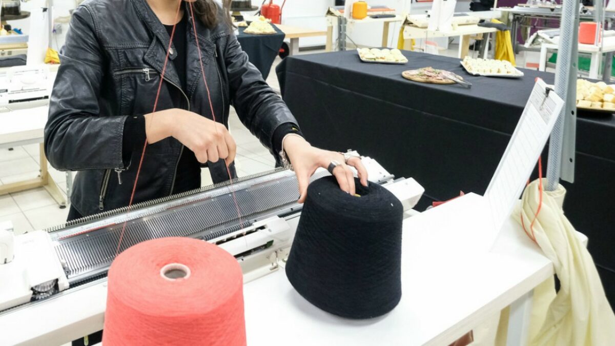 Moda, con il Covid fatturati in calo del 27,5%. Ma il Made in Italy pensa alla ripartenza: “La Cina e il mercato digitale possono essere la salvezza”