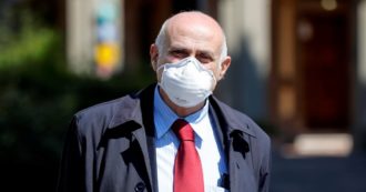 Copertina di Scontri tra gli scienziati e numeri tenuti nei cassetti