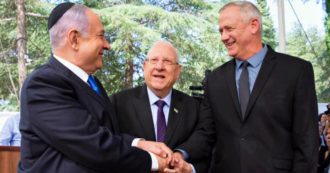 Copertina di Israele, da Corte Suprema e Knesset via libera al governo Gantz-Netanyahu. I giudici: “I processi al premier non lo squalificano”