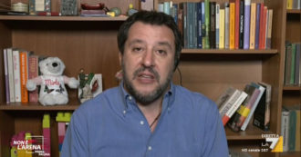 Copertina di Salvini da Giletti mischia Covid e pensioni: “Sopra i 65 anni sei a rischio ma per una legge recente puoi lavorare fino a 67 anni. Bizzarro”