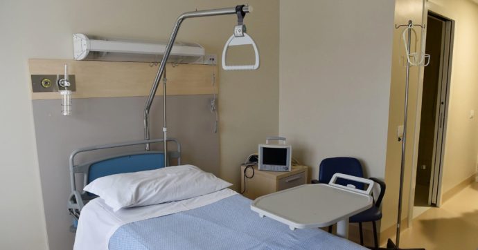 Sanità, gli “inutili accordi” delle Regioni col privato