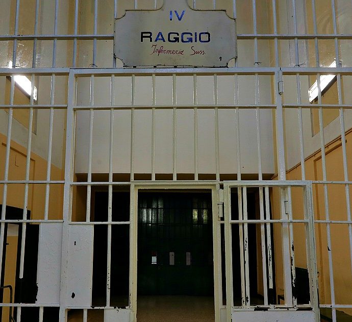 Modella scambiata per narcotrafficante: tre mesi in carcere da innocente. Ora chiede allo Stato 100mila euro