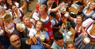 Coronavirus, l’Oktoberfest non si terrà nel 2020. Il presidente della Baviera: “Dispiace e fa male. Ma sarebbe irresponsabile”