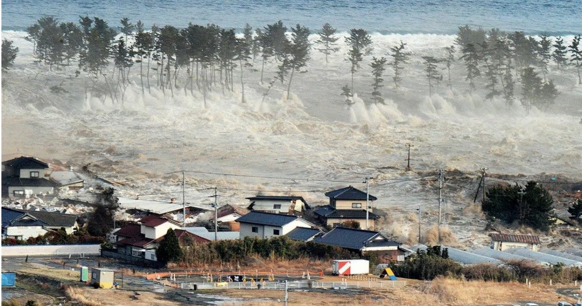Il video di uno tsunami in Giappone diventa virale sui social: ma è una fake news