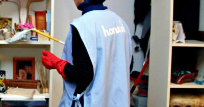 Copertina di “Ha derubato la proprietaria di casa la prima notte di lavoro. Aveva risposto a un annuncio sui social”: colf arrestata e denunciata a Roma