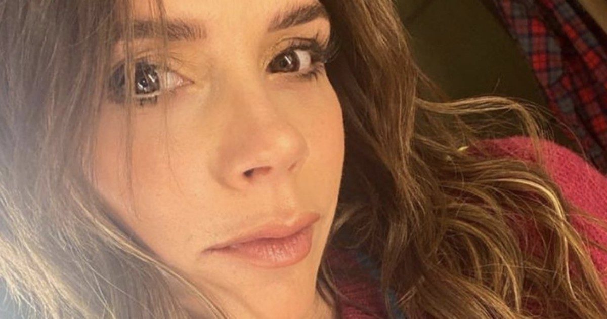 Victoria Beckham duramente criticata: ha chiesto aiuto al governo per pagare i dipendenti (con un patrimonio di 335 milioni di sterline)