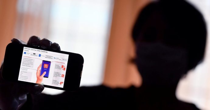 App e “contatti”: cosa devi fare se incontri qualcuno infettato?