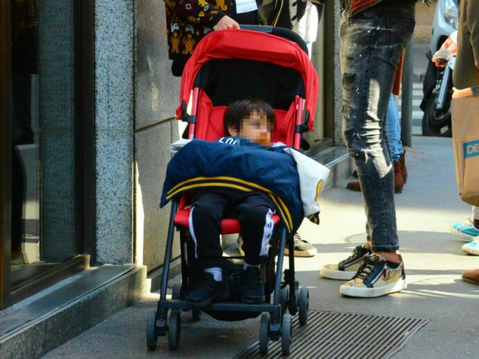 Coronavirus, l’Istat: “Meno di 400mila nascite nel 2021 se raddoppia tasso di disoccupazione: un anticipo di 11 anni sulle previsioni”