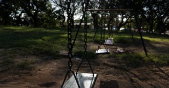 Coronavirus, passeggiate e corse a distanza, niente altalena né pic-nic: da Milano a Palermo, le nuove regole per tornare al parco