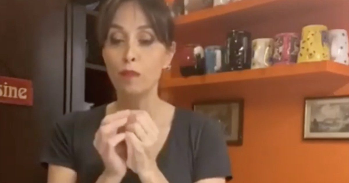 “Vergogna, ci portano il coronavirus”: Benedetta Parodi prepara i gyoza e sui social scoppia la polemica