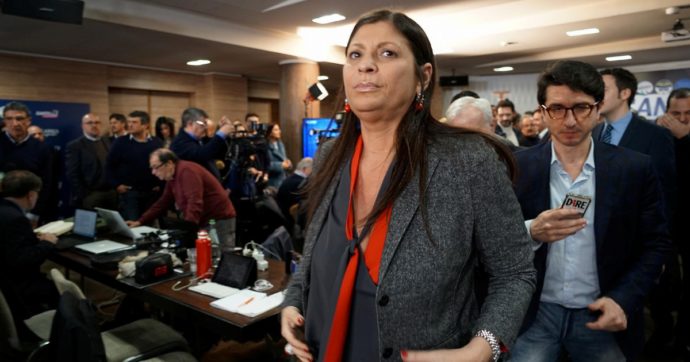 Jole la Giravolta lasciata sola nella rivolta del cappuccino