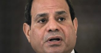 Copertina di Egitto, “studenti e ricercatori all’estero spiati e incarcerati. Sono una minaccia per Il Cairo”: il report di EgyptWide