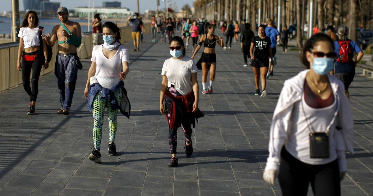 Coronavirus, in Spagna e Germania rallentano i contagi. Proiezioni Usa: “Con riapertura i morti raddoppieranno”. Rinviato al 2021 Expo di Dubai, in Brasile oltre 7mila decessi