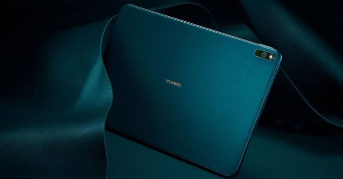 Huawei MatePad Pro disponibile in Italia: tablet di fascia alta con pennino e tastiera in omaggio fino al 31 maggio