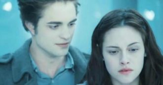 Copertina di Twilight Saga, l’autrice annuncia l’arrivo di un nuovo libro con le avventure di Bella e Edward Cullen: si chiama “Midnight Sun”, ecco quando esce e di cosa parla