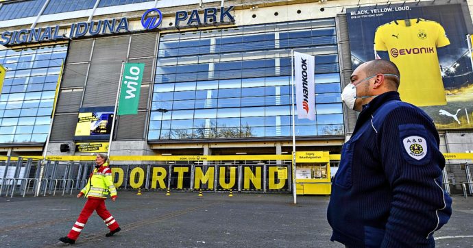 Coronavirus, la Germania guida la ripresa del calcio: via libera alla Bundesliga dalla seconda metà di maggio. Slitta ancora la Premier
