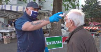 Coronavirus, a Milano riaprono i mercati rionali: varchi presidiati e controllo della temperatura. “Mesi duri, il ritorno è vitale per noi”