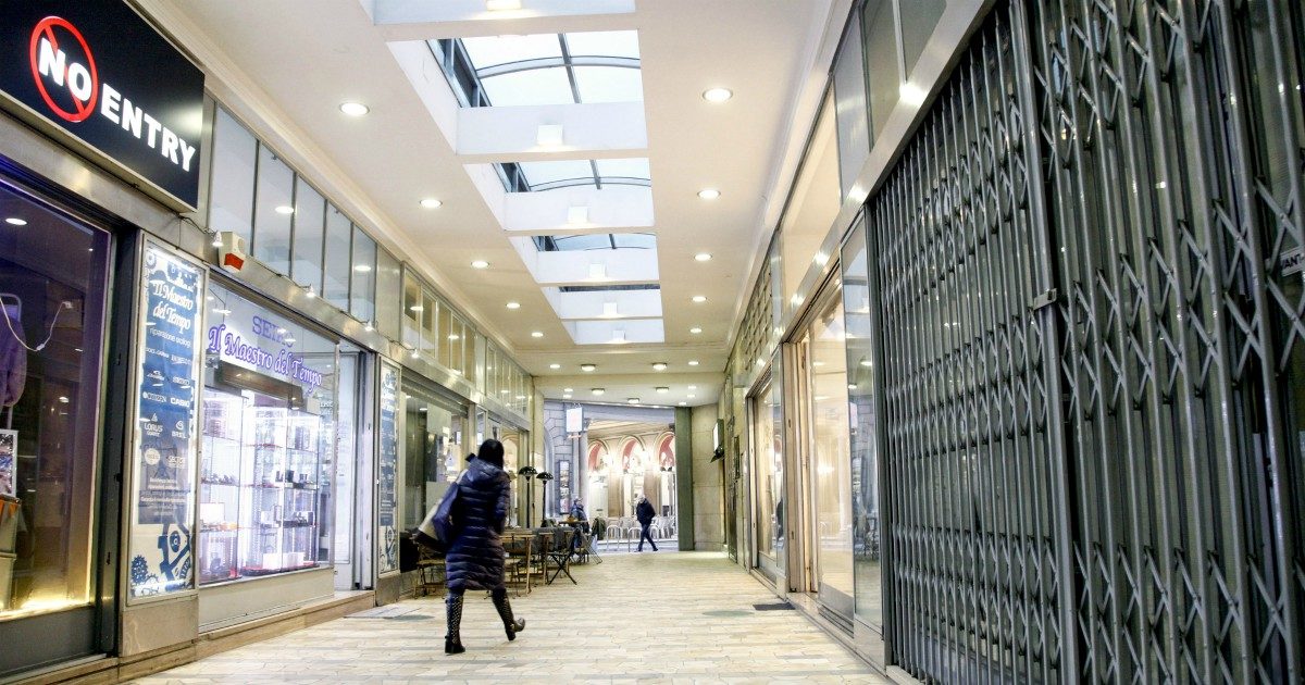 Coronavirus, no a riaperture l’11 maggio: il Governo ferma le Regioni, con l’accordo dei Comuni. Boccia: “Dopo il 18, prima valutiamo dati”