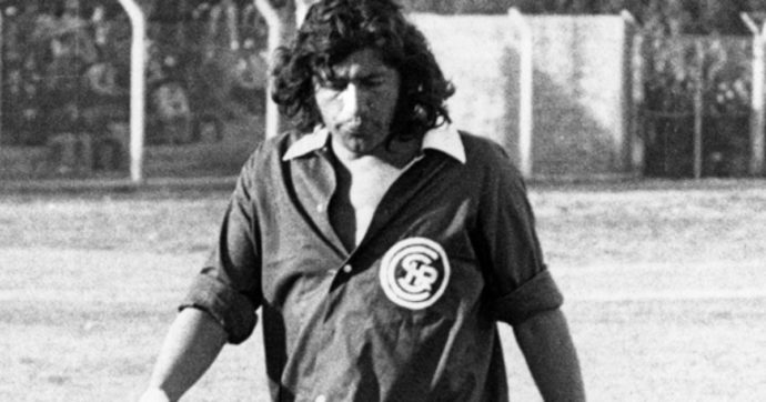 Carlovich, nel nome del Trinche a un anno dalla morte. Il figlio: “Il calcio per lui era pura felicità. La tragedia lo ha reso immortale”