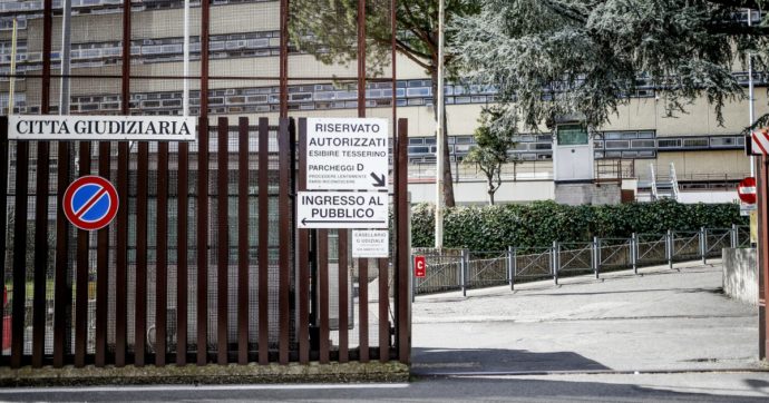 Coronavirus, il cortocircuito burocratico dietro alle scarcerazioni dei Casamonica: la procura non fu informata in tempo