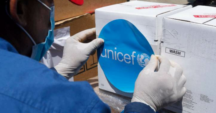 Coronavirus, Unicef: “Servono 1,6 miliardi di dollari per aiutare i bambini nel mondo”