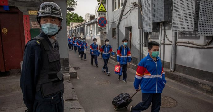 Cina, a Wuhan torna il virus- A Seul paura nei locali gay